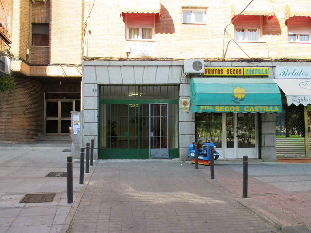 Hostal Pradillo Μόστολες Εξωτερικό φωτογραφία