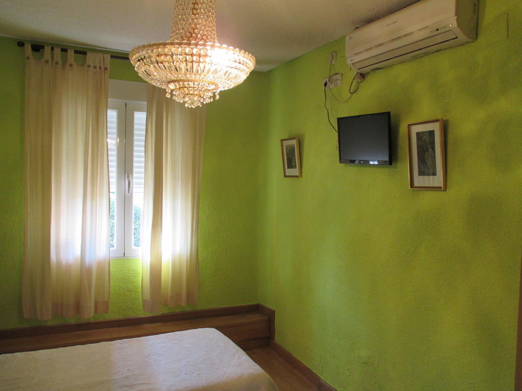 Hostal Pradillo Μόστολες Δωμάτιο φωτογραφία